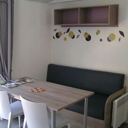 Kamp alanı Camping De La Fouquerie